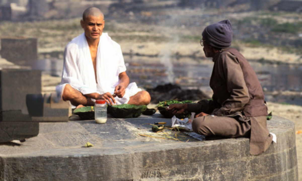Pandit for funeral service