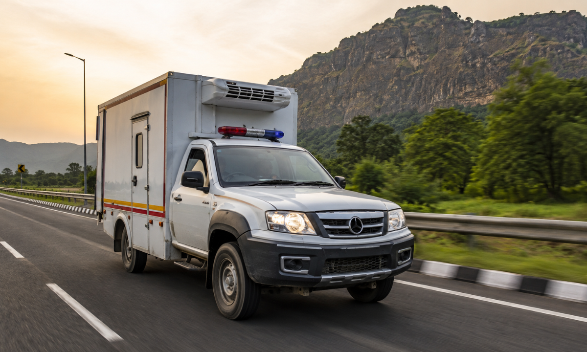Emergency Road Transfers: Maharashtra & Interstate